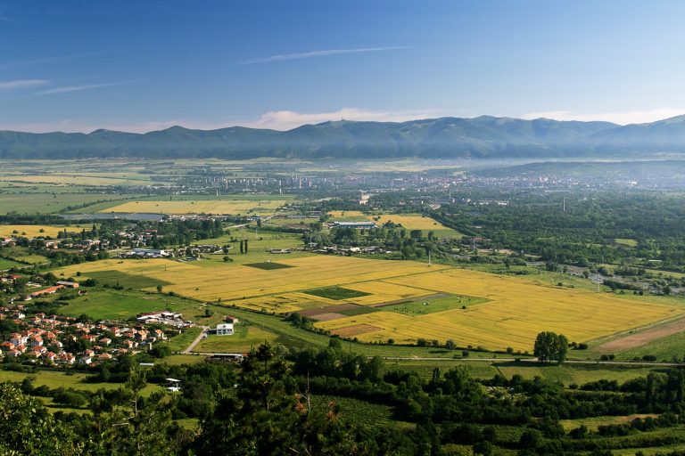 dolinata-na-rozite Долината в обектива на казанлъшки фотографи